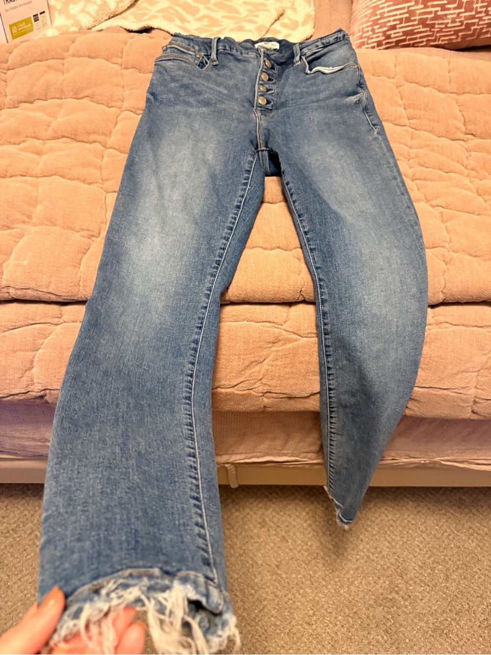 Good American Straight-Leg Button-Fly Jeans in Blue